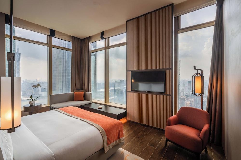 Jumeirah Guangzhou Room Type - Premier Suite