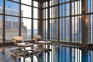 Jumeirah Guangzhou - Tap to explore photos
