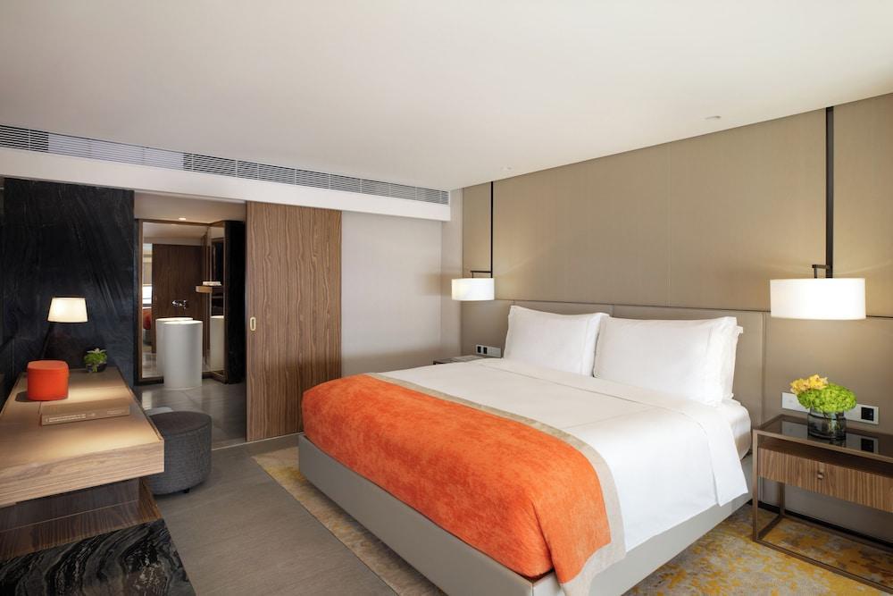Jumeirah Guangzhou Room Type - Signature Loft