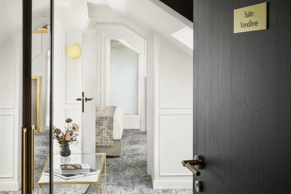 Maison Albar Hotels Le Vendome Room Type - Suite Vendome Maison Albar Hotels Le Vendome Room Type - Suite Vendome