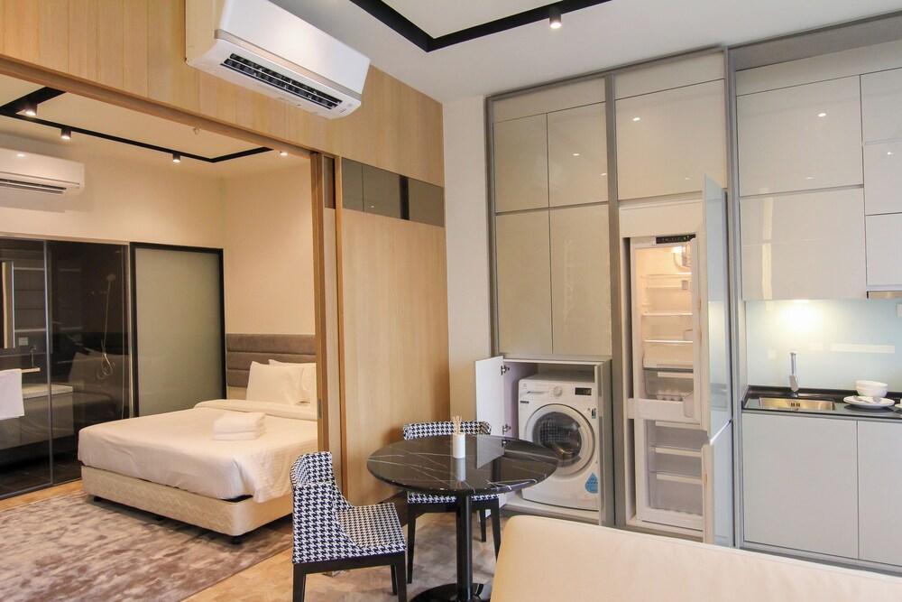 Expressionz KLCC by Wodages Room Type - Junior Suite