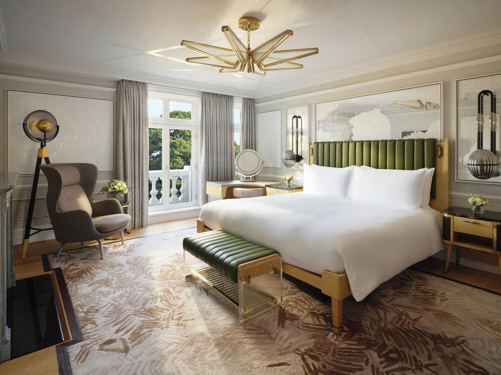 Mandarin Oriental Hyde Park, London Room Type - Suite (Hyde Park)