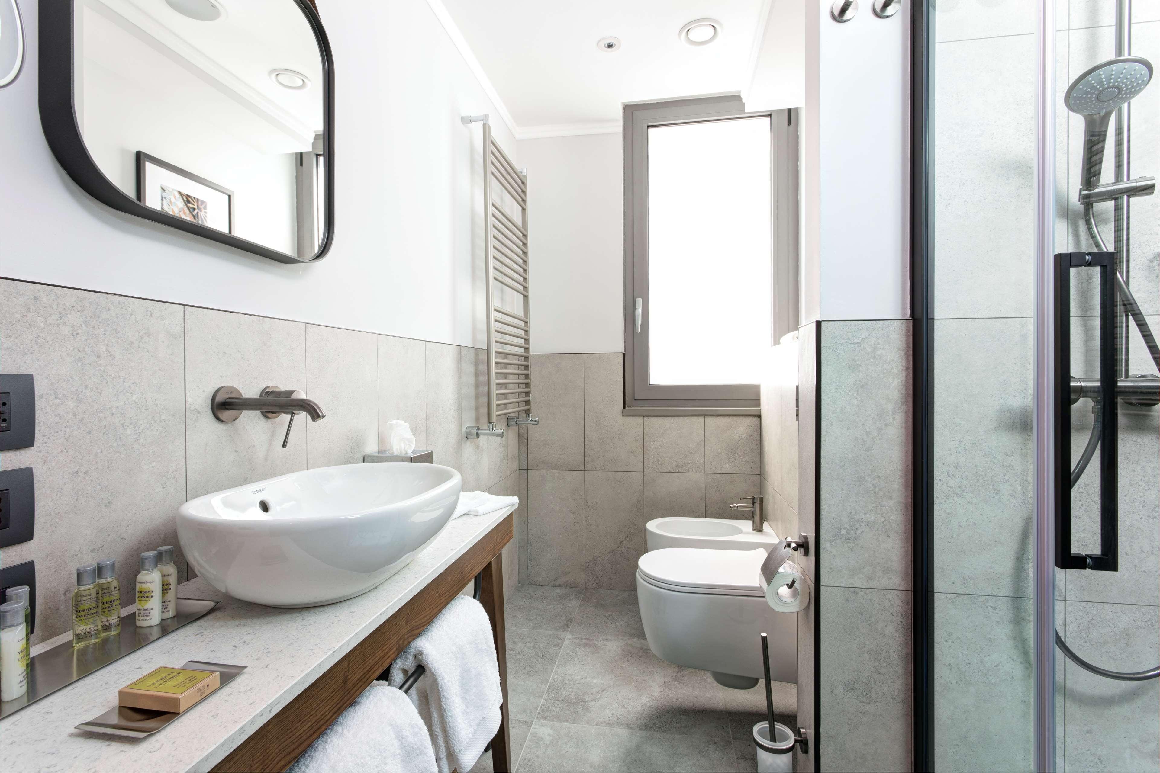 DoubleTree By Hilton Rome Monti Room Type - KING JUNIOR SUITE