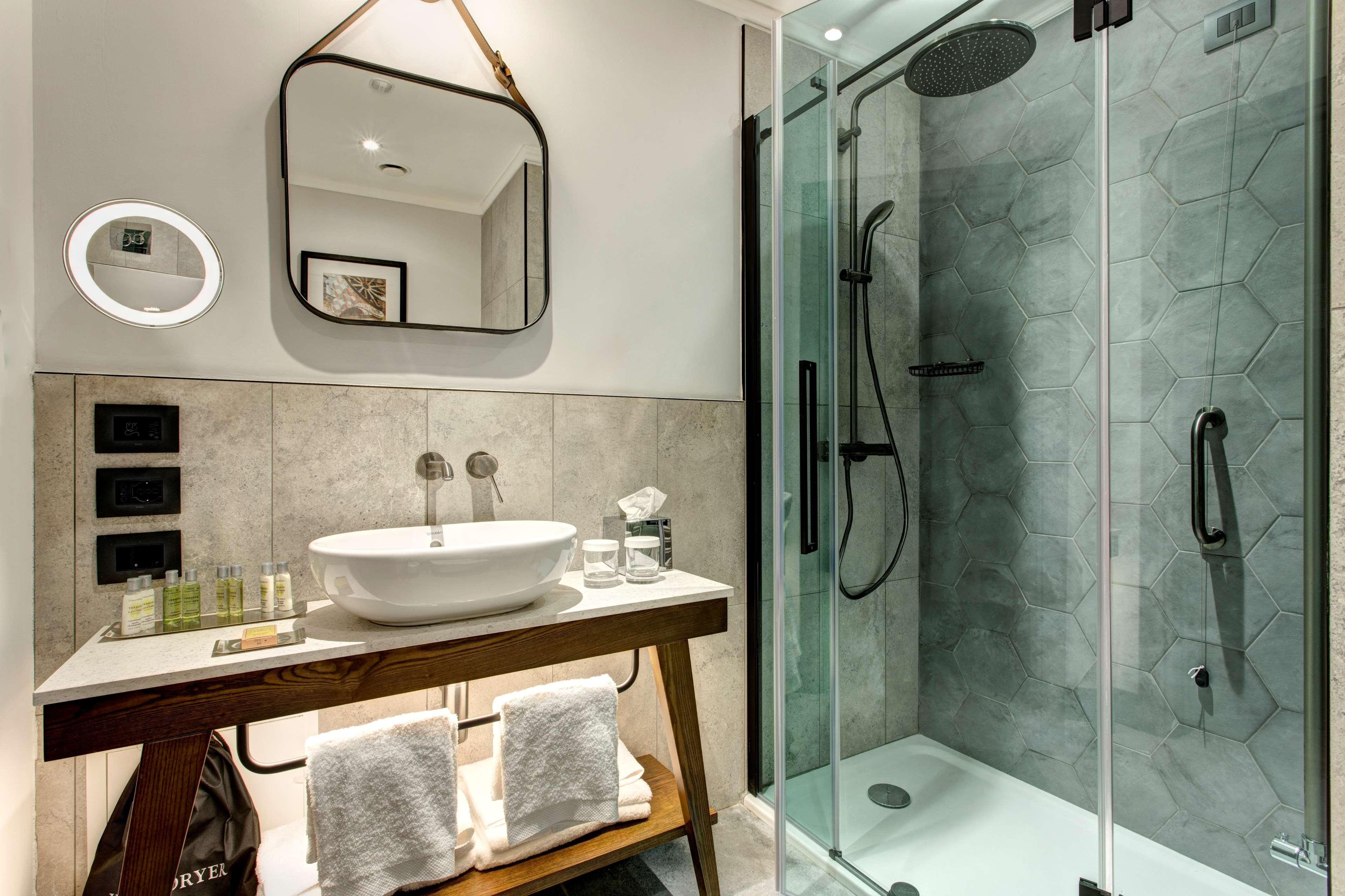 DoubleTree By Hilton Rome Monti Room Type - TWIN SUPERIOR ROOM