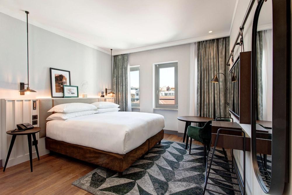 DoubleTree By Hilton Rome Monti Room Type - Superior Room, 1 King Bed