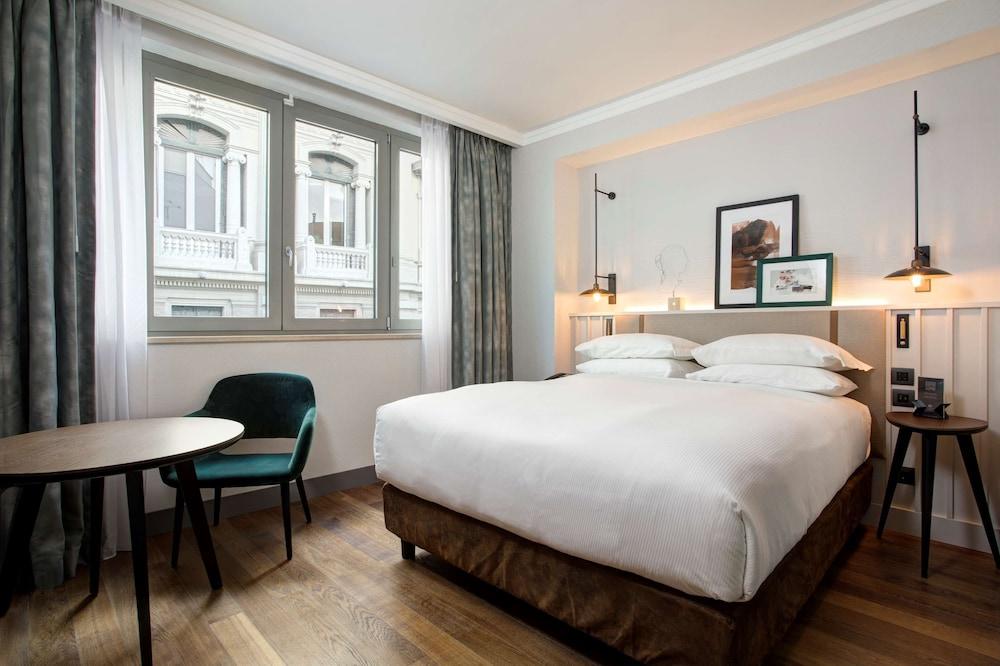 DoubleTree By Hilton Rome Monti Room Type - KING SUPERIOR ROOM