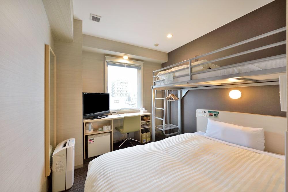 Super Hotel Tokyo JR Shinkoiwa Room Type - Room with 1 Double Bed and 1 Bunk Bed