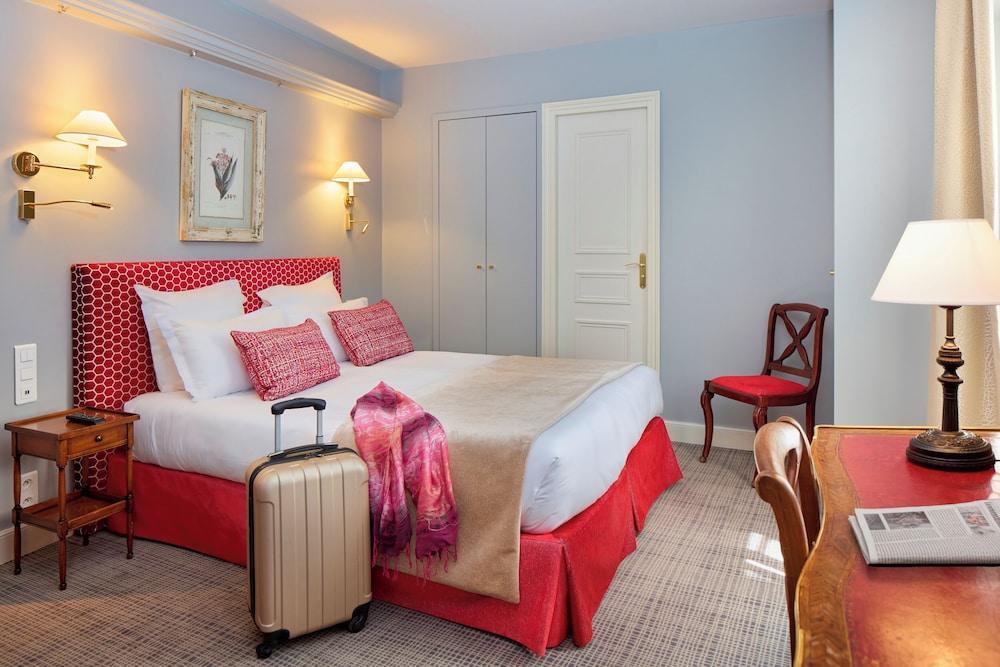 Le Relais Saint Honoré Room Type - Traditional Double or Twin Room