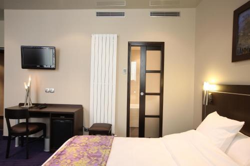 Hotel Choiseul Opera Room Type - Standard Double Room