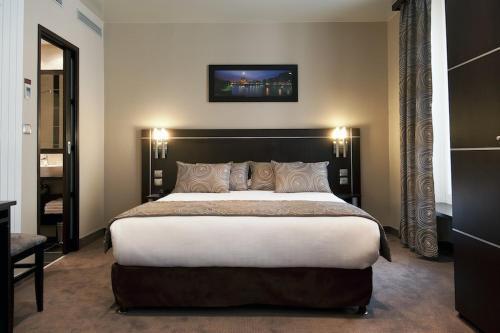 Hotel Choiseul Opera Room Type - Superior Double Room