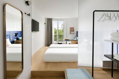 Oh La La! Hotel bar - Paris Bastille