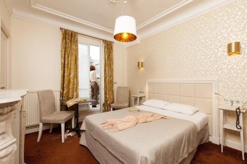 Hôtel Bonaparte Room Type - Classic Double Room