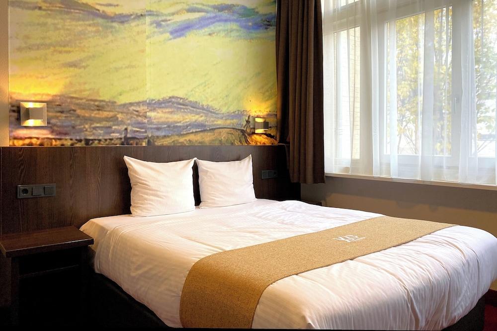Hotel Van Gogh Room Type - Standard Room, 1 Queen Bed