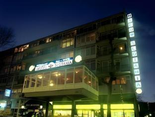 XO Hotels Infinity - Tap to explore photos
