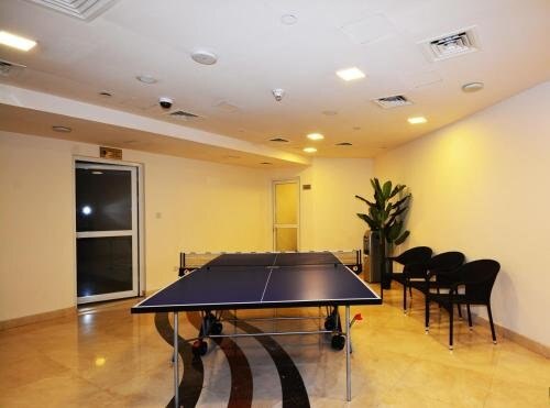 Oyo 301 Home Dubai Gate 1 2bhk Jlt Dubai Price Address Reviews