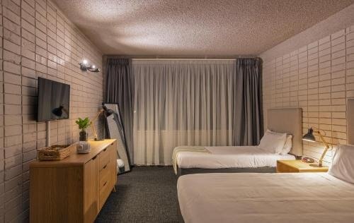 Palms Hotel Room Type - Double or Twin Room - Disability Access