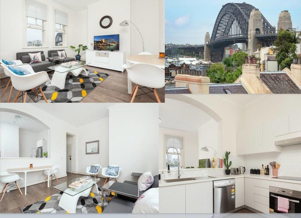 Stunning Sydney Home 9 Room Type - House