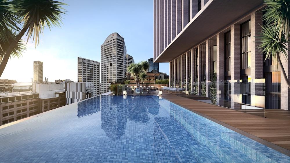 Crowne Plaza Sydney Darling Harbour - Tap to explore photos