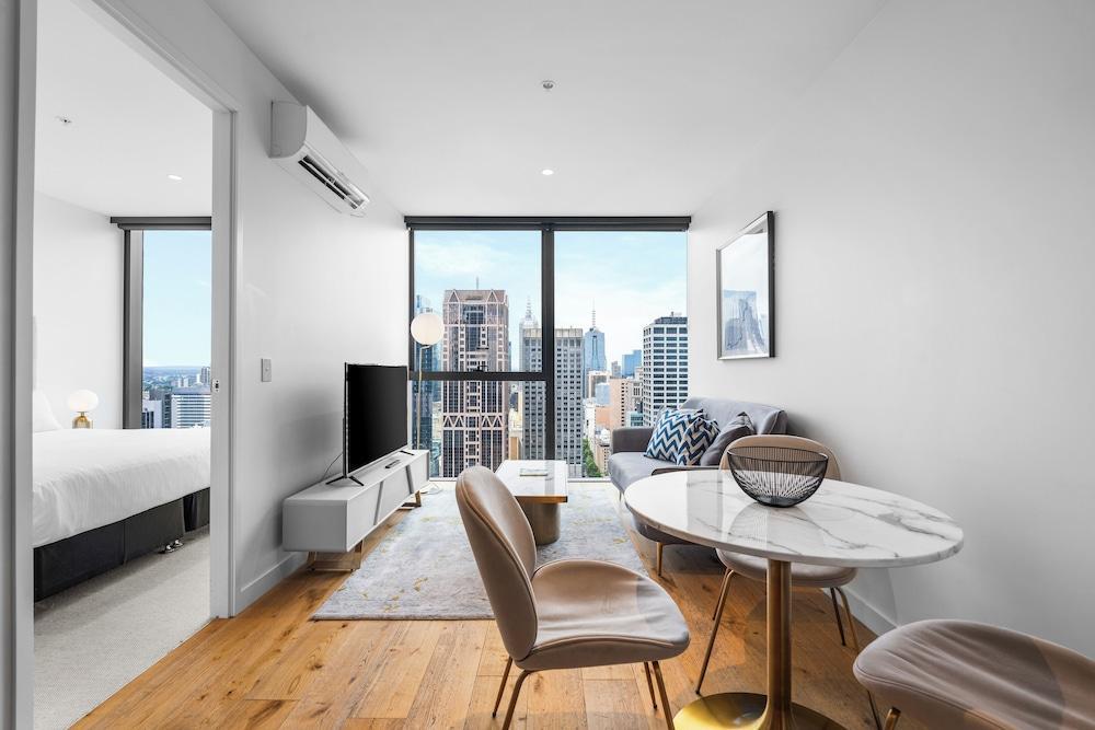 Collins House Apartments by CLLIX Room Type - 1 Bedroom Apartment