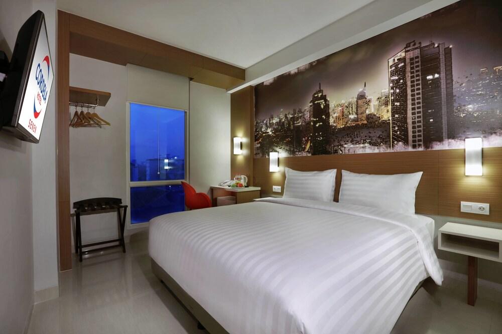 Cordela Hotel Senen Room Type - Deluxe Double Room