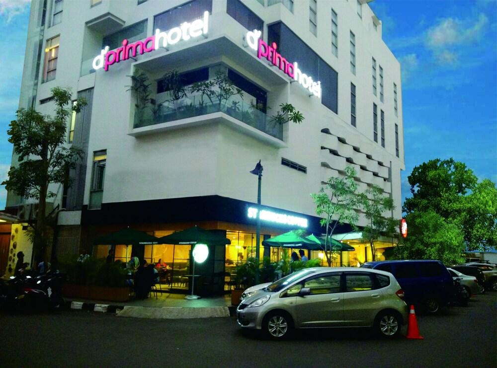 d'primahotel Melawai Blok M - Tap to explore photos