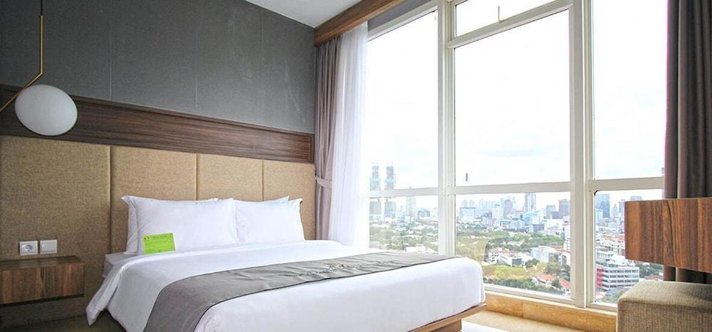 Menteng Park Exclusive Emerald Room Type - Junior Apartment