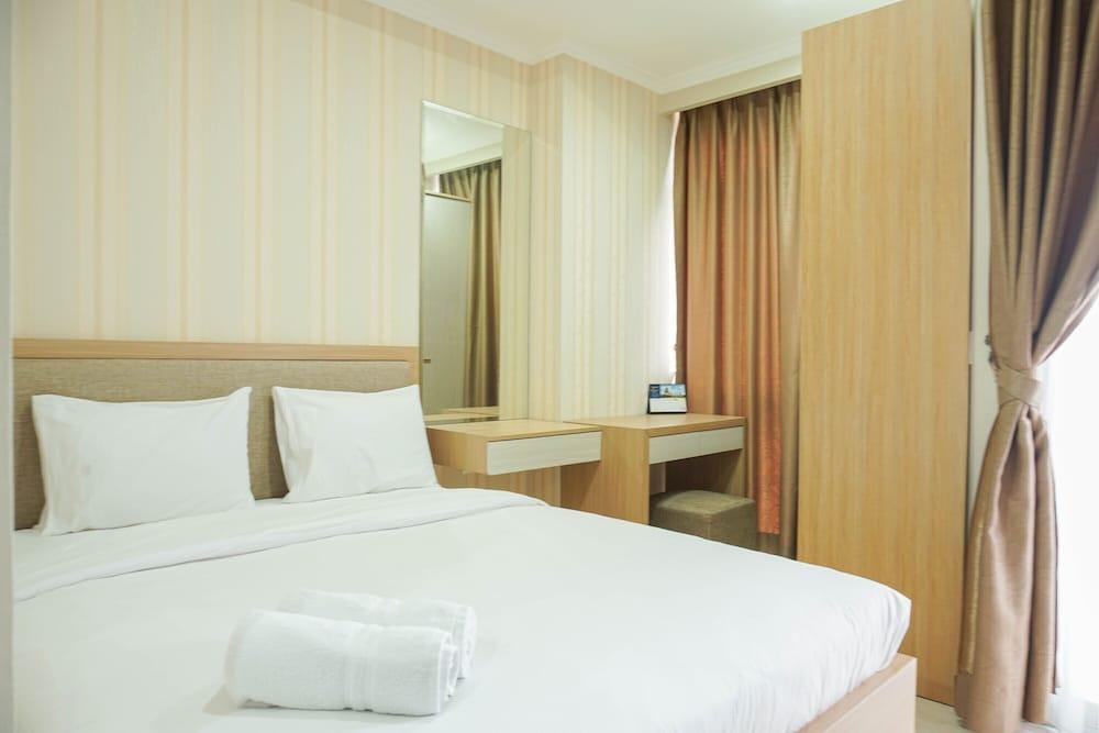 Tranquil and Well Appointed Studio Apartment at Menteng Park