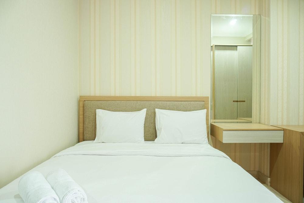 Tranquil and Well Appointed Studio Apartment at Menteng Park - Tap to explore photos