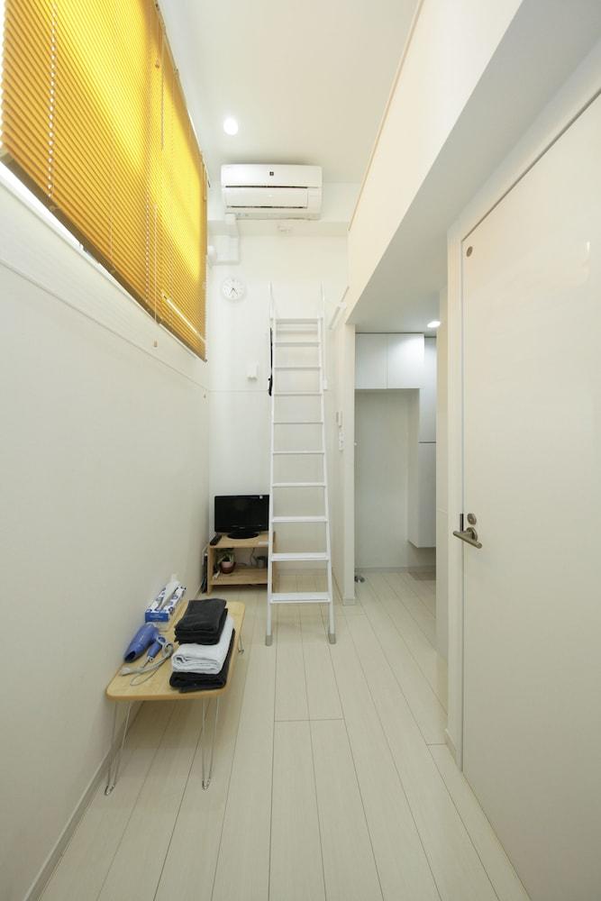 Nano North Shinjuku Apartment - Tap to explore photos