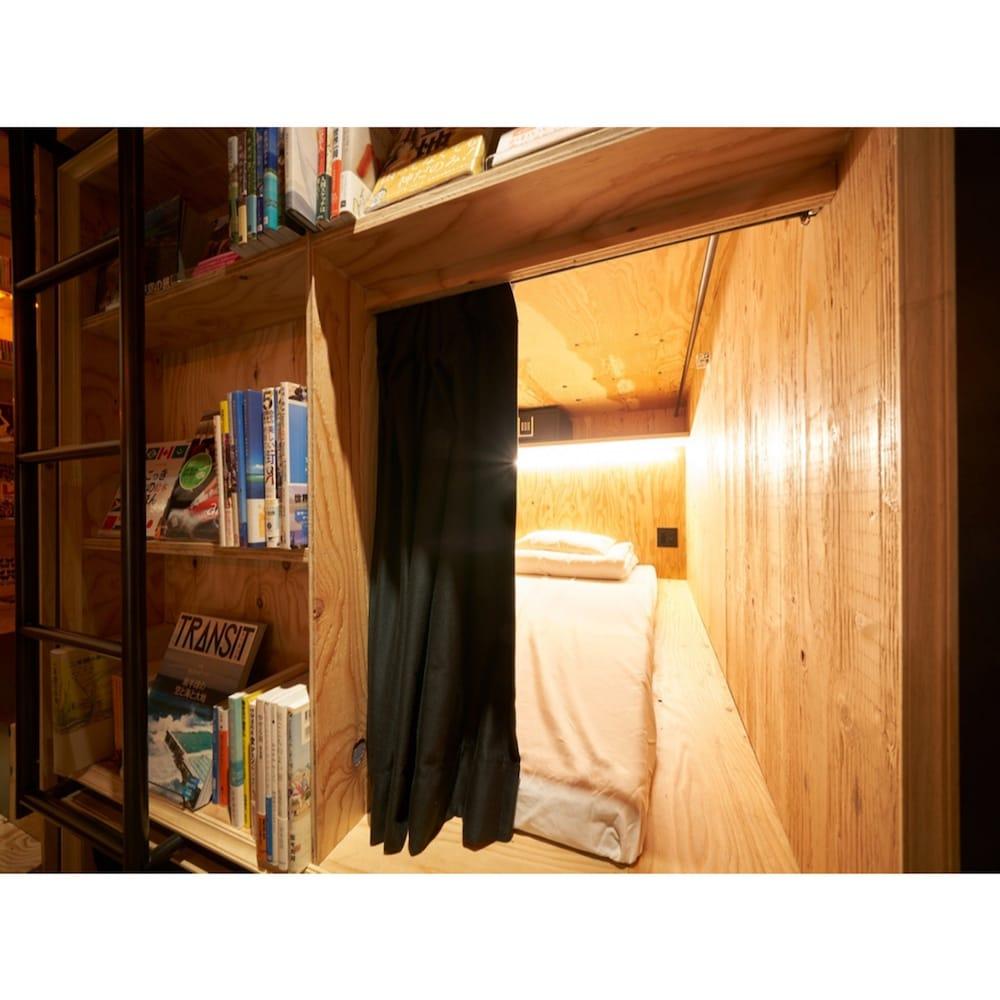 Book & Bed Tokyo Shinjuku - Hostel - Tap to explore photos