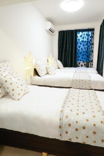 Blue Empire Hotel Room Type - Family Room