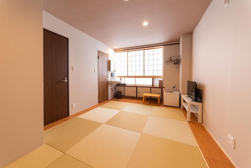 Oyado Kien Room Type - Japanese Style Room for 4 Guests with Toilet