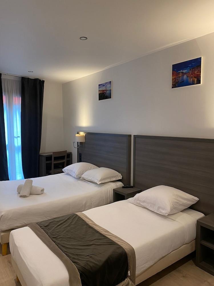 Hôtel Résidence Châtillon Room Type - Triple Room