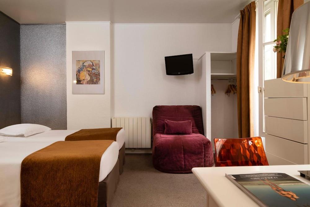 Hotel Le Hameau de Passy Room Type - Twin Room
