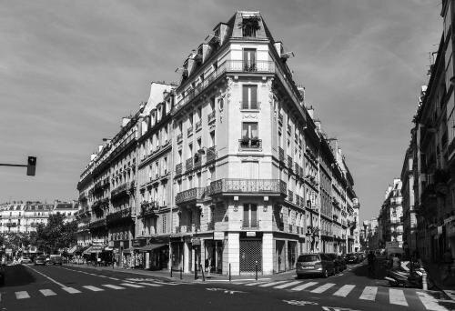 Hôtel Du Brésil - Tap to explore photos