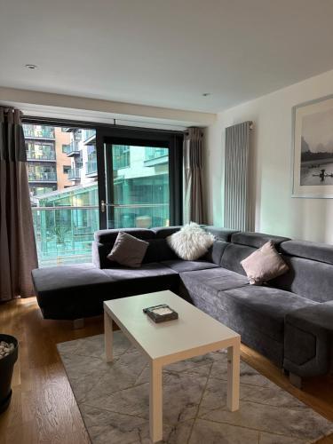 Canary Wharf Luxury Apartments Room Type - Apartment with Balcony