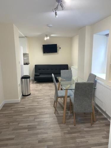 CENTRAL APARTMENT PADDINGTON - Tap to explore photos