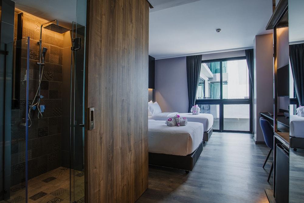 Rak Elegant Hotel Patong Room Type - Rak Twin Room No Balcony Rak Elegant Hotel Patong Room Type - Rak Twin Room No Balcony