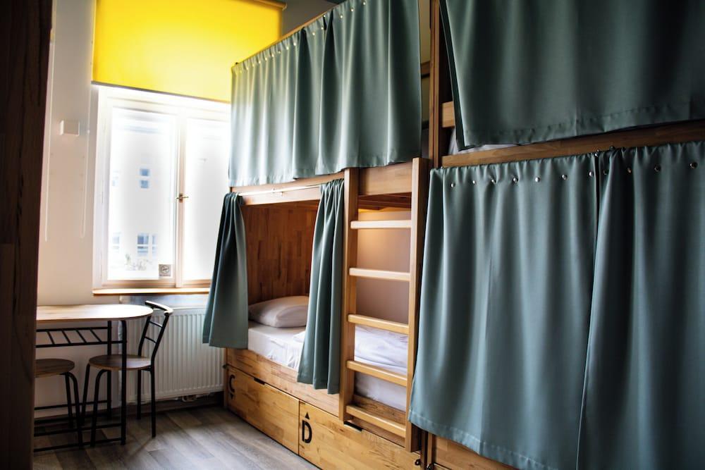 Prague Dream Hostel Room Type - Mixed Dormitory Room (6 Beds) - Shared Bathroom