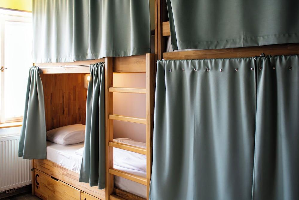 Prague Dream Hostel Room Type - Female Dormitory Room (8 Beds) - Private Bathroom Prague Dream Hostel Room Type - Female Dormitory Room (8 Beds) - Private Bathroom