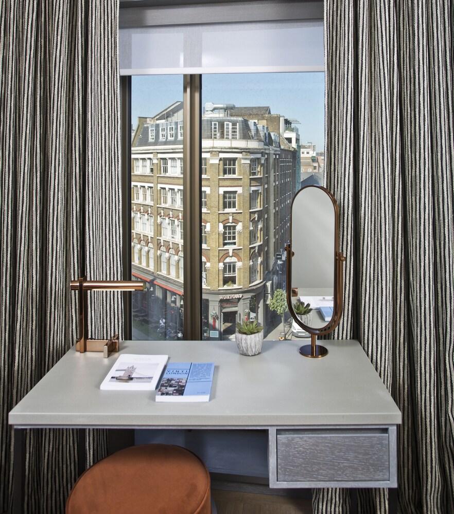 Hart Shoreditch Hotel London, Curio Collection by Hilton - Tap to explore photos