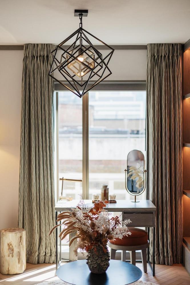 Hart Shoreditch Hotel London, Curio Collection by Hilton - Tap to explore photos