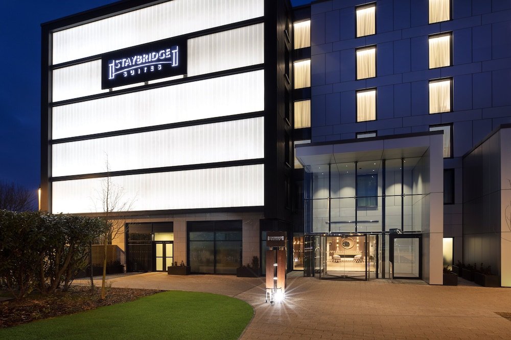 STAYBRIDGE SUITES LONDON-HEATHROW BATH ROAD - Tap to explore photos