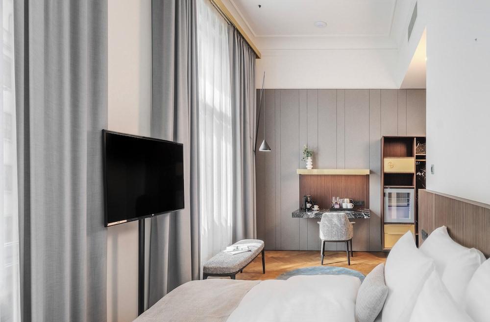 Mottl House by Adrez Room Type - Deluxe Double Room