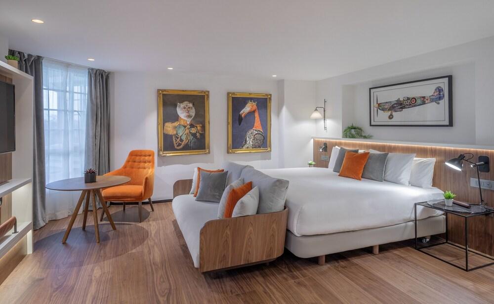 Melia White House Hotel Room Type - The Level Junior Suite