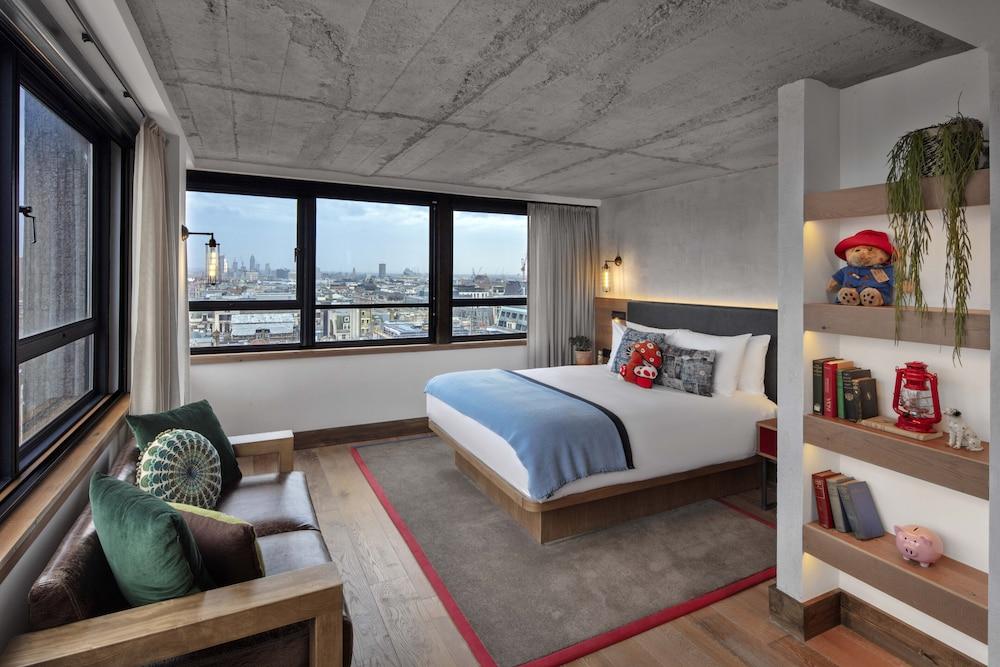 Treehouse Hotel London Room Type - Room, 1 Queen Bed (Skyline)