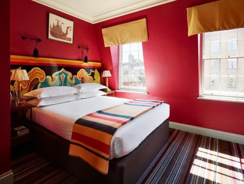 The Zetter Clerkenwell - Tap to explore photos