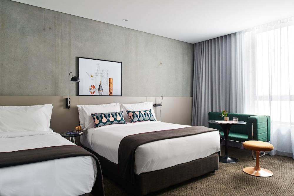 Veriu Green Square Room Type - Comfy Queen + Single Veriu Green Square Room Type - Comfy Queen + Single