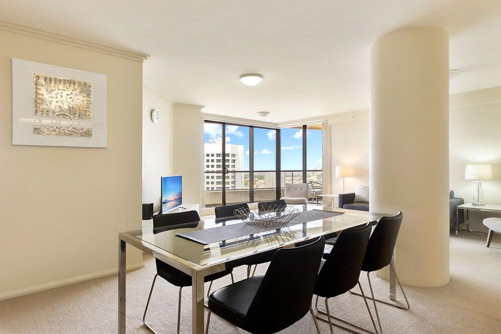 Wyndel Apartments - Sergeants - Tap to explore photos