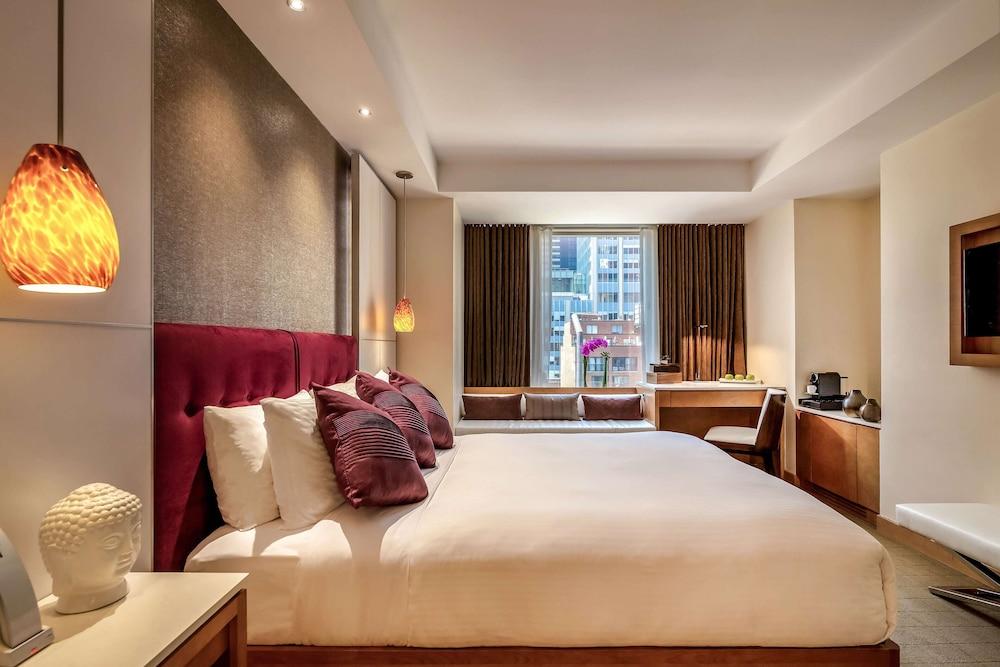 Concorde Hotel New York Room Type - Deluxe Room